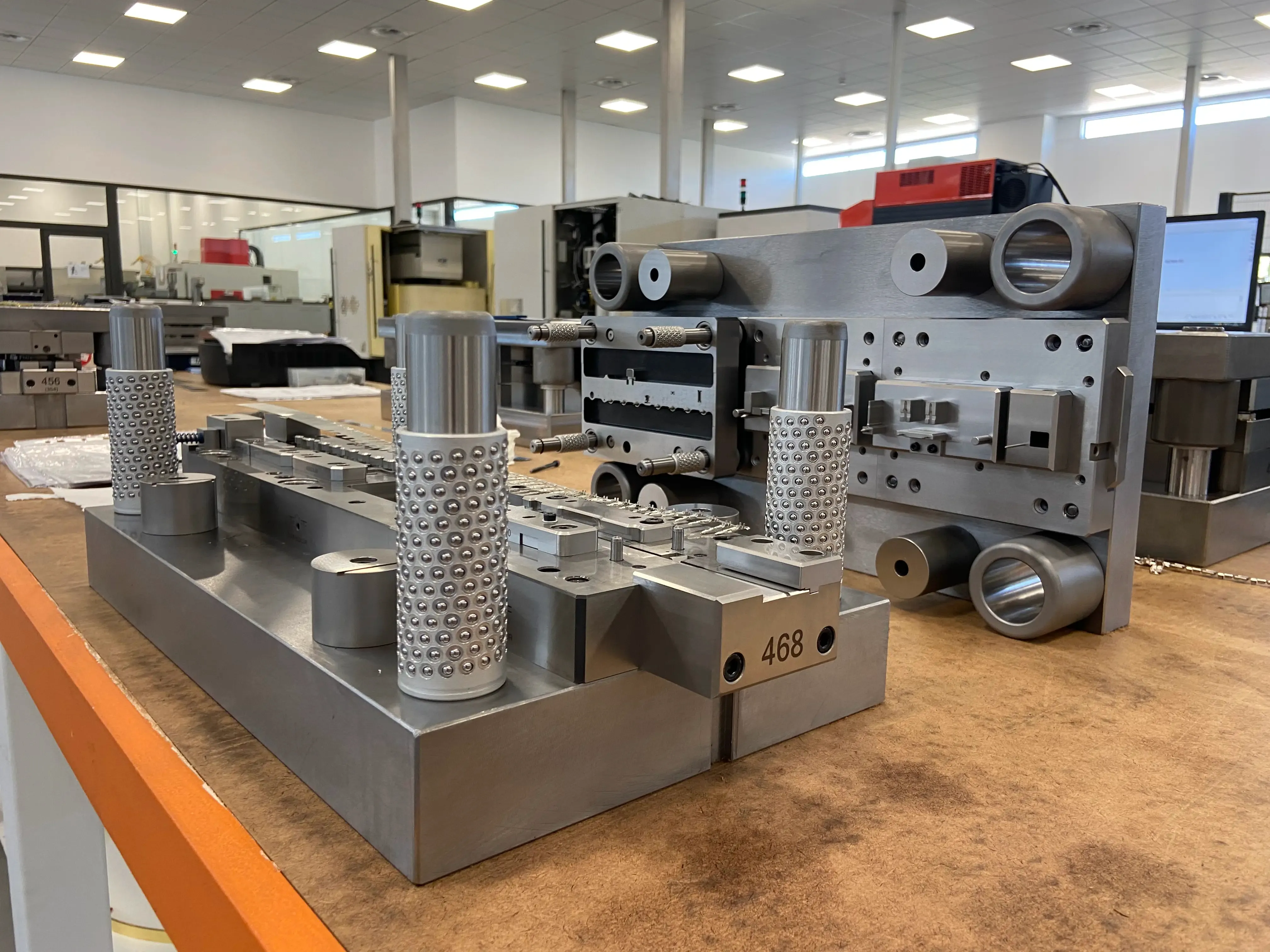 Progressive dies and plastic injection tools assembly and maintenance workshop